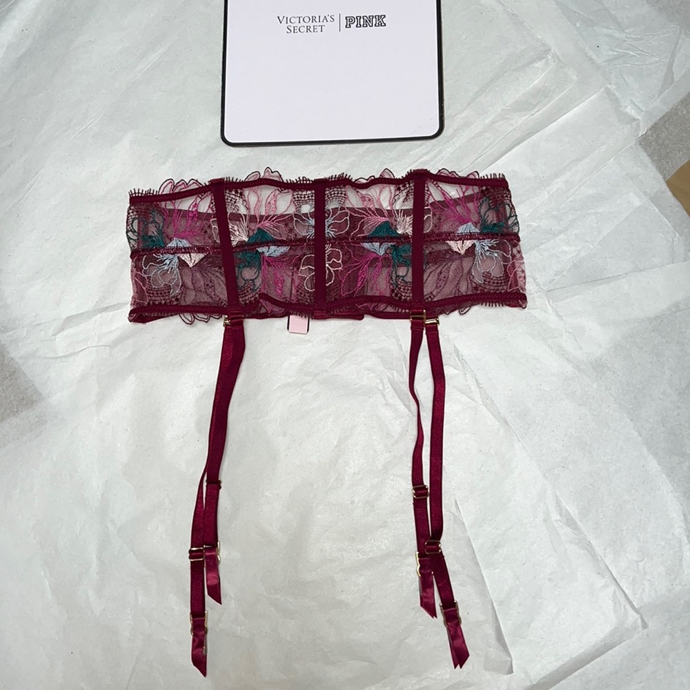 Victoria’s Secret VERY SEXY Floral Embroidery Lace Garter